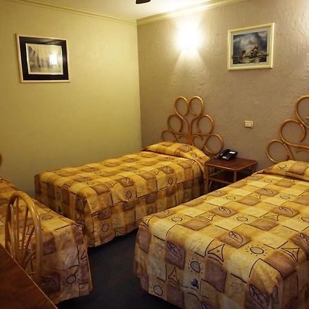 Hotel Plaza Crystal Ксалапа Екстериор снимка