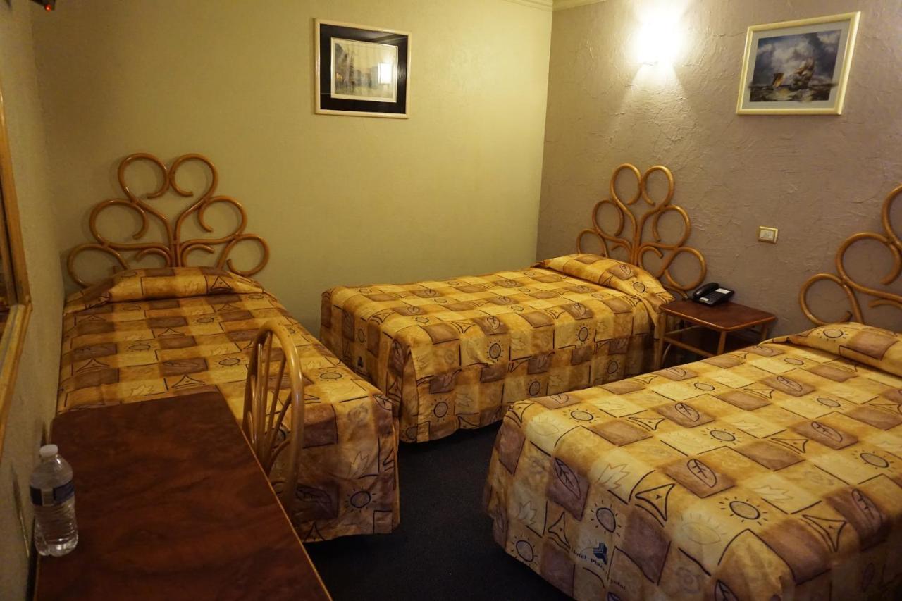 Hotel Plaza Crystal Ксалапа Екстериор снимка