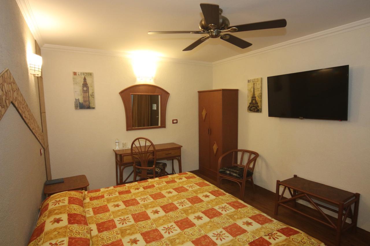 Hotel Plaza Crystal Ксалапа Екстериор снимка